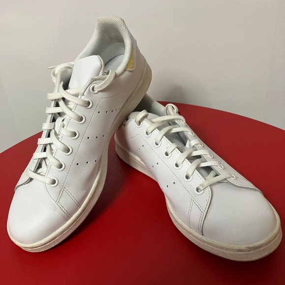 Adidas Stan Smith Sneakers Y Sz 7 /W 8.5 ‘White Iridescent' FU6673 - Picture 3 of 7